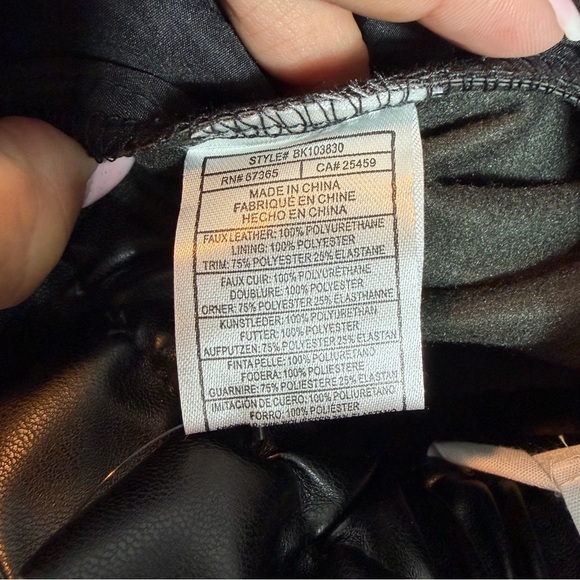 BB Dakota Women’s Paperbag Waist Faux Leather Pants In Black. Size 2. NWT. - Picture 5 of 16